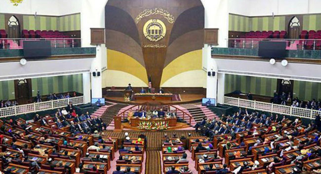 تاملی بر روند استیضاح و سلب صلاحیت وزیران کابینه